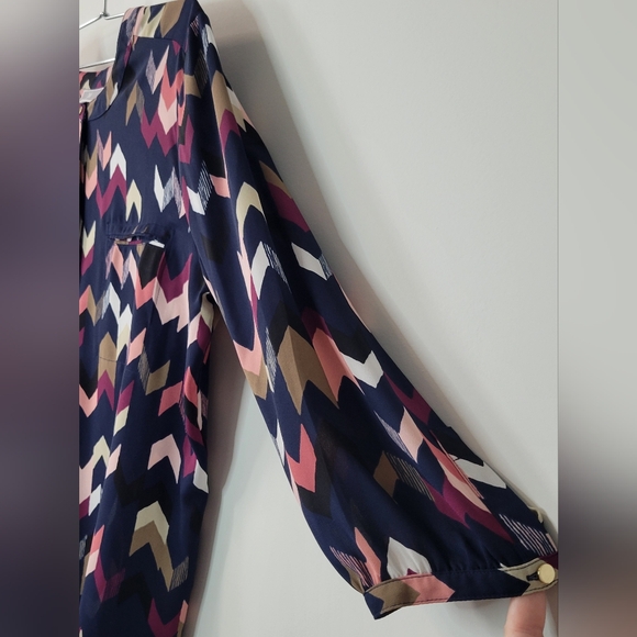 JM Collection Navy Blue White Pink Tan Geometric Arrows Blouse Shirt Top Sz XL - Picture 4 of 5